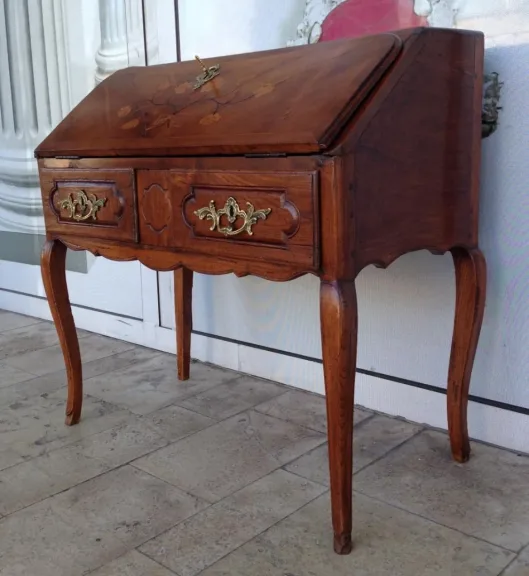 Bureau dos d âne marqueté
