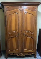 PROVENZAL ARMOIRE