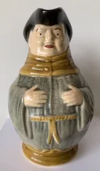 CHARAKTERKRUG