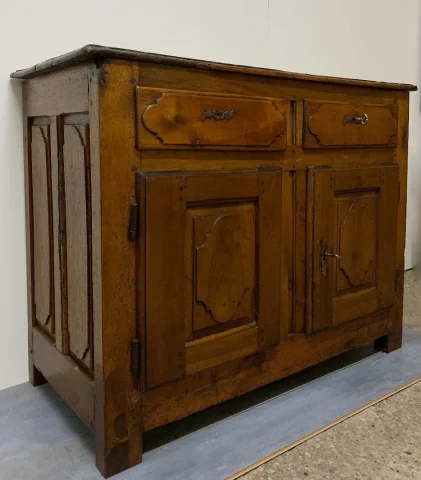 Buffet de sacristie d époque du XVIIIème siècle