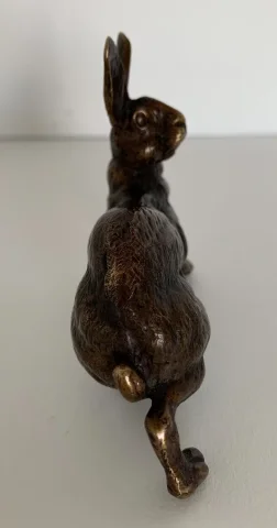 BRONZE-HASEN