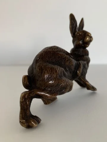 BRONZE-HASEN