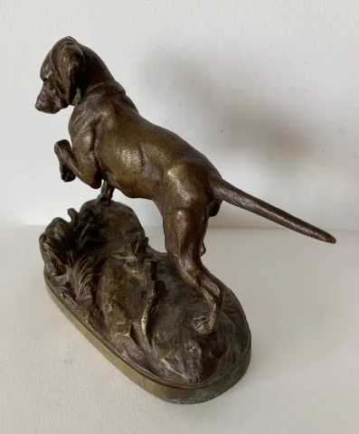Chien De Chasse à L Arrêt , Sculpture En Bronze signée Lecourtier
