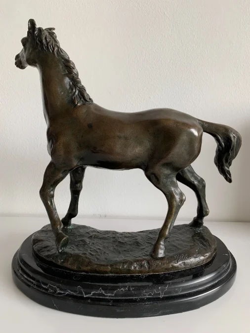 BRONZE HORSE