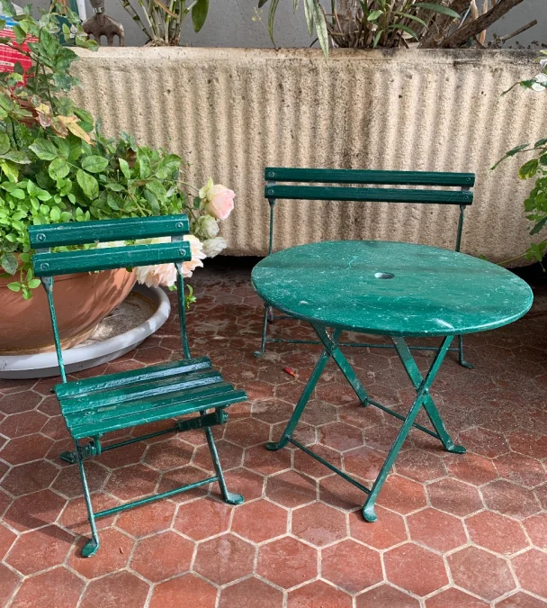 MINIATURE GARDEN FURNITURE