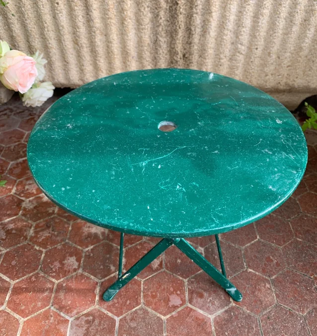 MINIATURE GARDEN FURNITURE