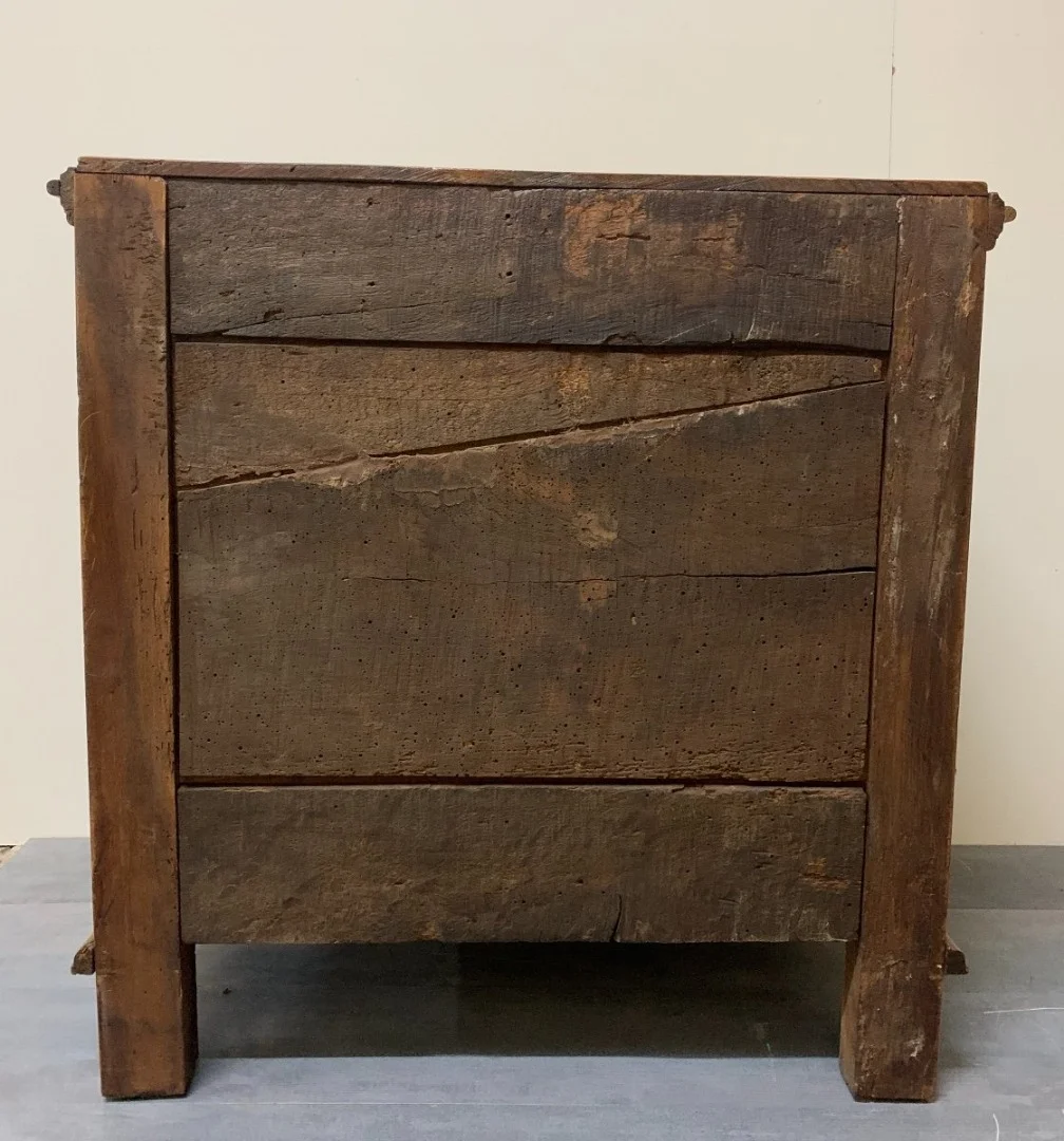 18th CENTURY CUPBOARD