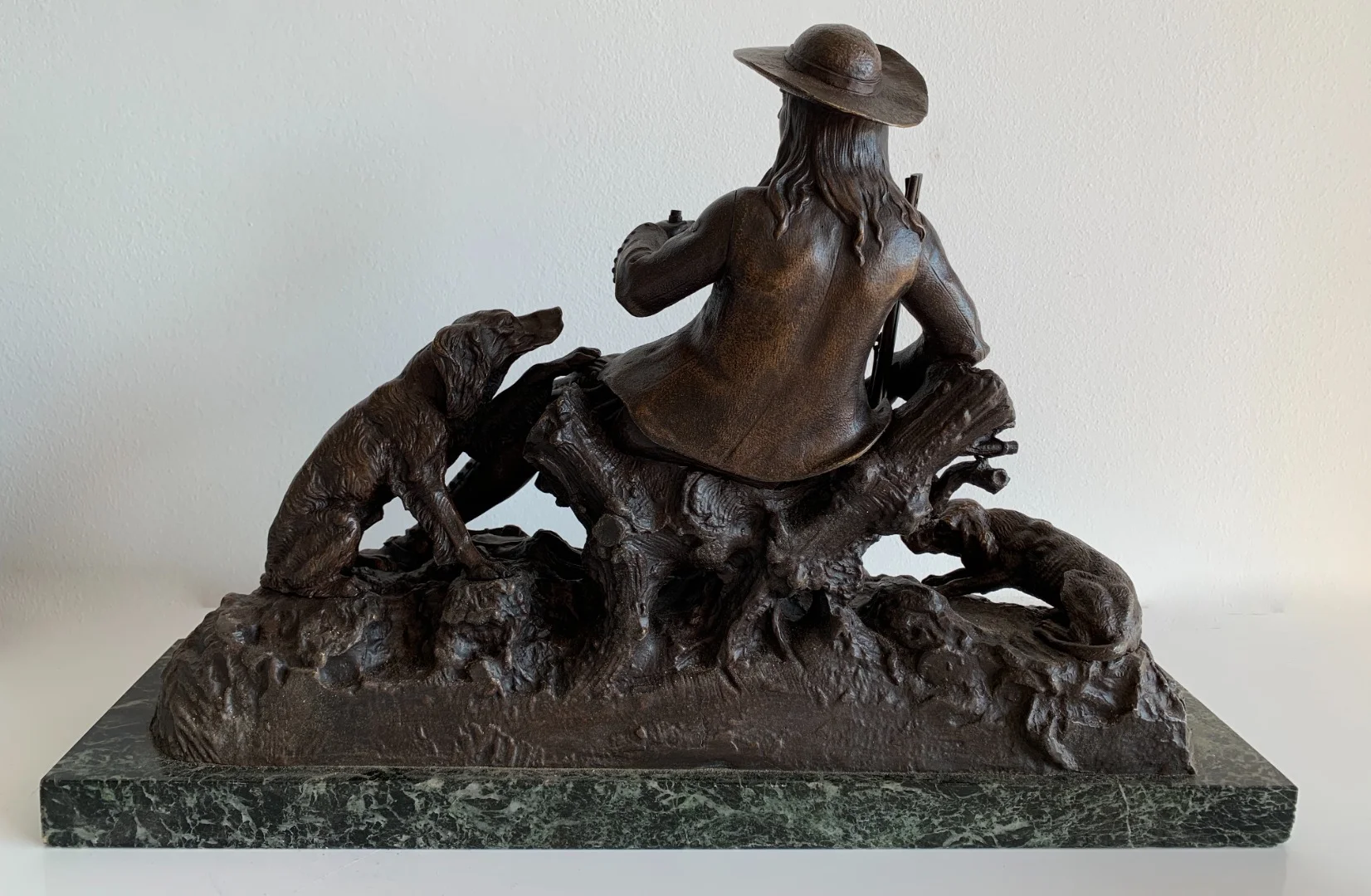 Le retour de chasse , sculpture en bronze
