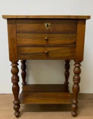OCCASIONAL TABLE
