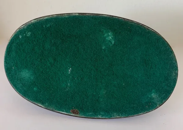 Chien Jouant Avec un petit rat , Sculpture En Bronze