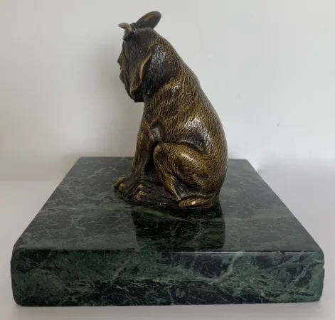 La dent de sagesse , sujet en bronze