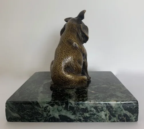 La dent de sagesse , sujet en bronze