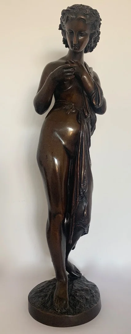 Femme à Moitié Drapée , sculpture en bronze