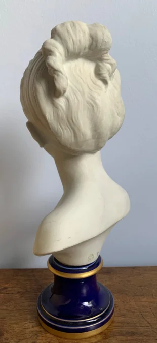BUSTO DE PORCELANA firmado HOUDON