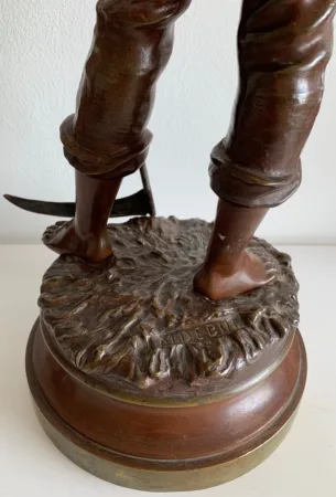 Bronze , Le Soir Signé Debut