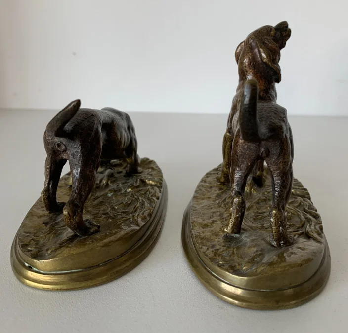 PAAR BRONZEN HONDEN