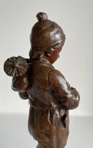 Le Petit Ramoneur , Sculpture En Bronze