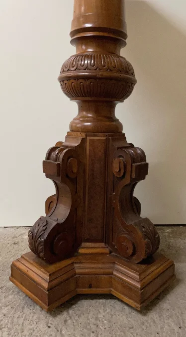 WALNUT COLUMN