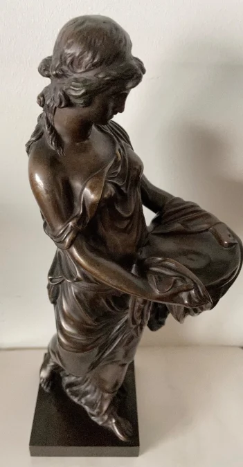 Femme Drapée à  L Antique , Sculpture En Bronze
