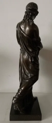 Femme Drapée à  L Antique , Sculpture En Bronze