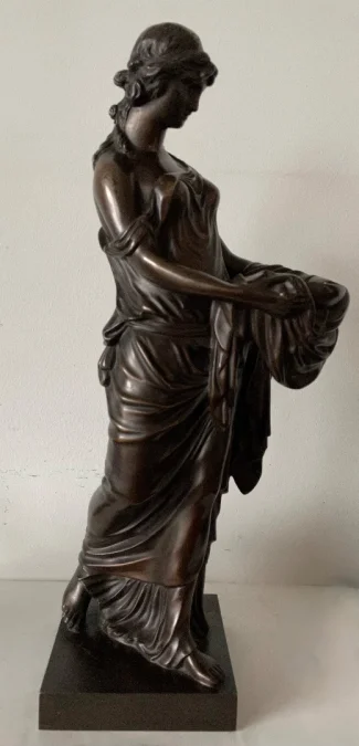 Femme Drapée à  L Antique , Sculpture En Bronze