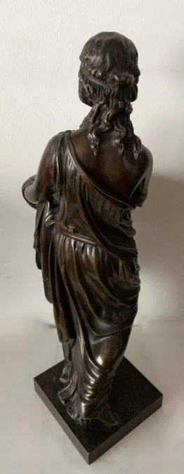 Femme Drapée à  L Antique , Sculpture En Bronze