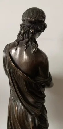 BRONZEFIGUR