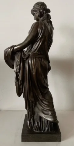 Femme Drapée à  L Antique , Sculpture En Bronze