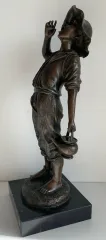 БРОНЗОВАЯ СКУЛЬПТУРА