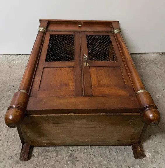 MINIATURE BOOKCASE
