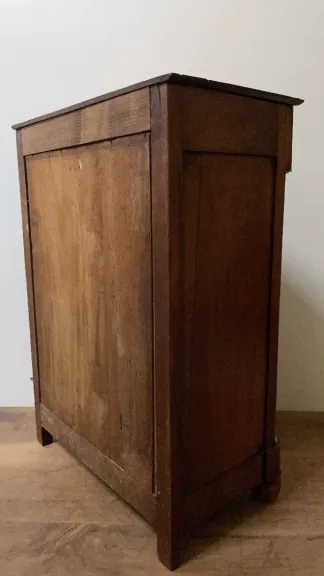 MINIATURE BOOKCASE