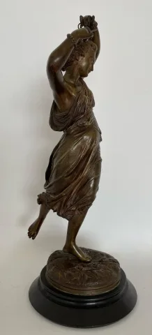 La Musicienne , Sculpture En Bronze Signée Machault