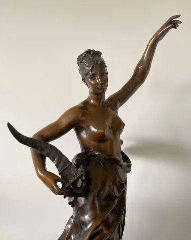 Nymphe à La Corne D Abondance , Bronze Signé Jean Gautherin