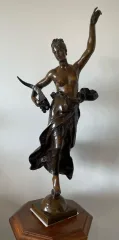 Nymphe à La Corne D Abondance , Bronze Signé Jean Gautherin