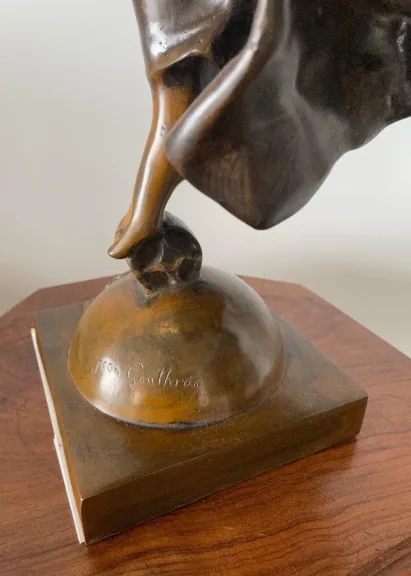 Nymphe à La Corne D Abondance , Bronze Signé Jean Gautherin