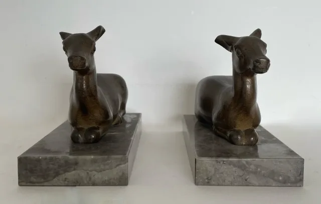 BOOKENDS