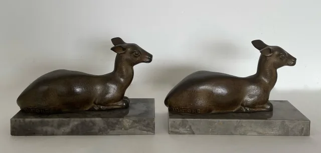 BOOKENDS