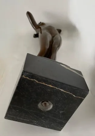 BRONZESTATUETTE