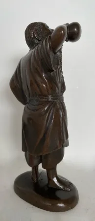 BRONZESTATUETTE