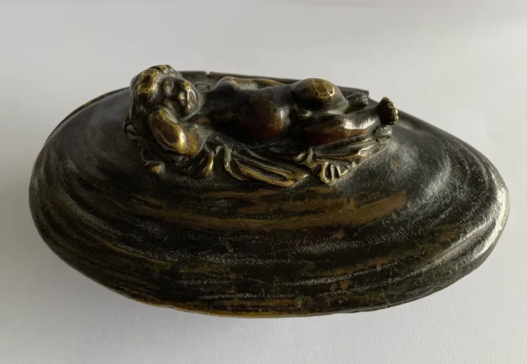 BRONZE BOX