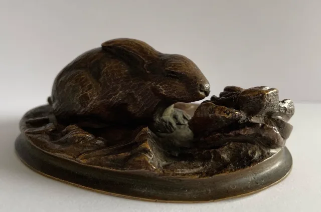 BRONZE FIGURE