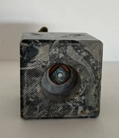 Petit Sujet En Bronze Représentant Un Lapin
