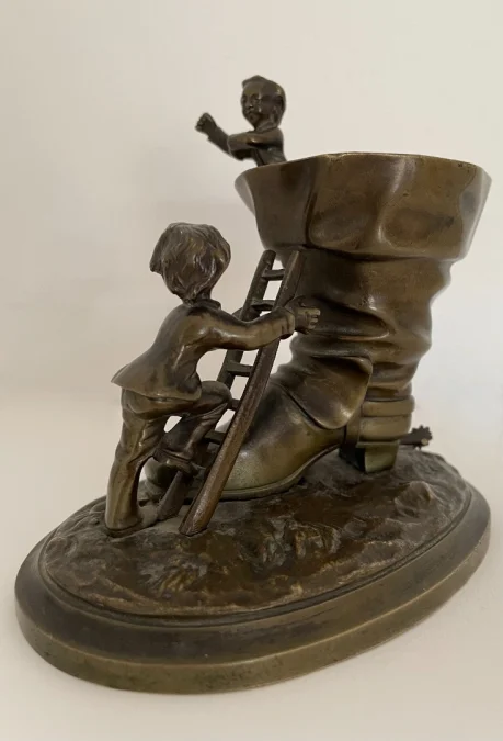 Botte De Sept Lieu , Sujet En Bronze