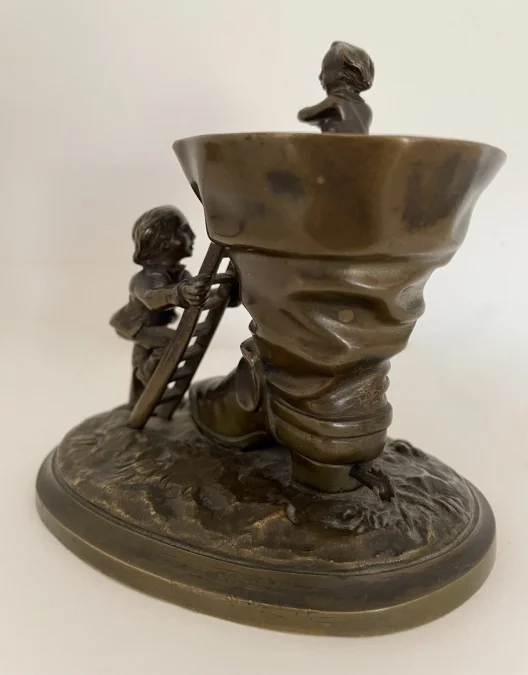 Botte De Sept Lieu , Sujet En Bronze