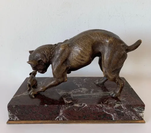 "Le Chien Et La Souris , Sujet En Bronze"