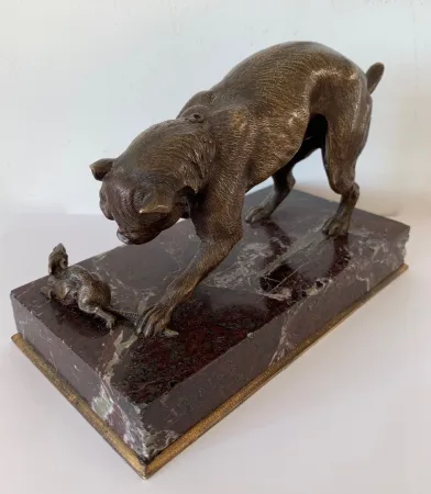 "Le Chien Et La Souris , Sujet En Bronze"