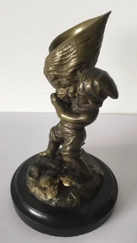 FIGURA DE BRONCE