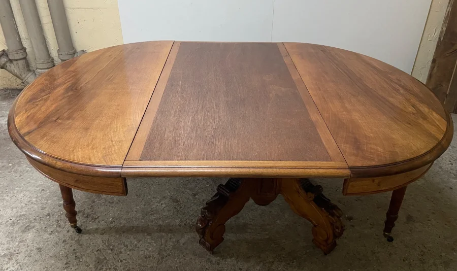 Table Guéridon à Bandeau En Noyer