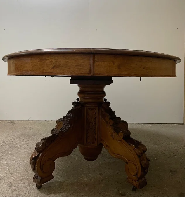 Table Guéridon à Bandeau En Noyer