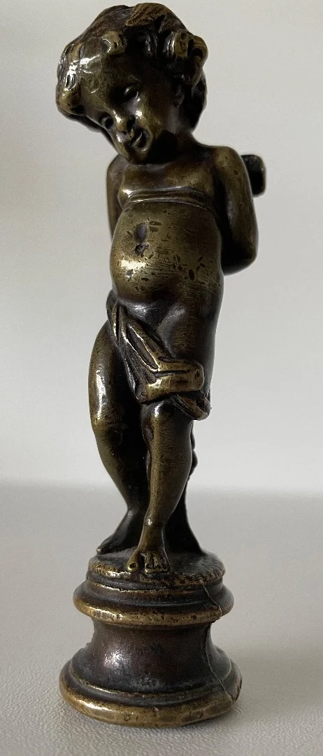 Cachet en bronze représentant Un Angelot